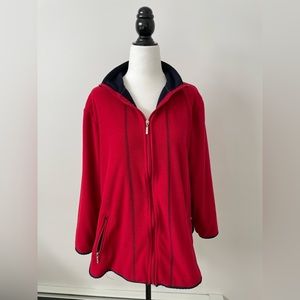Tabi Active Red Fleece Full Zip Sweater - Size Medium
Navy blue lining